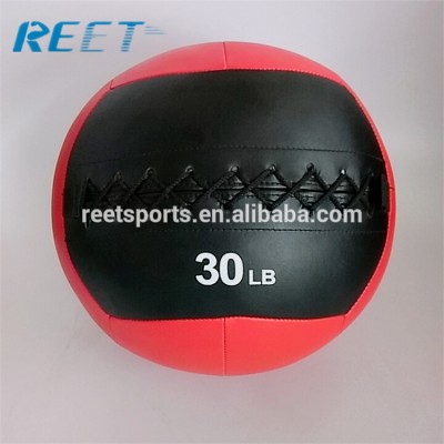 Gym fitness strongman training wall ball